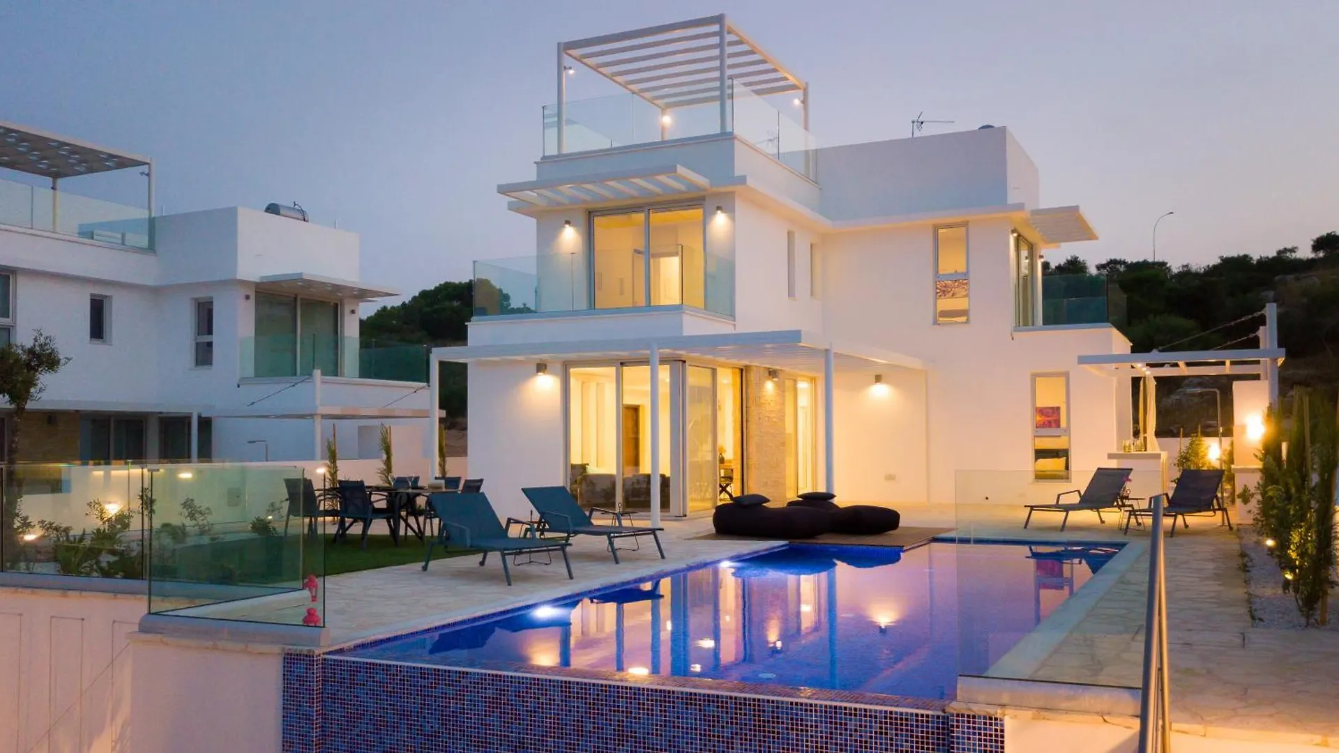 Azure Vista Villa Протарас