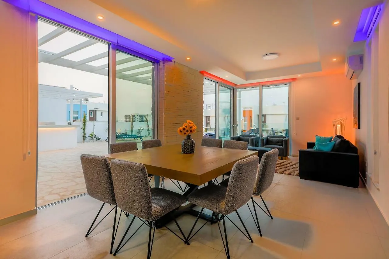 Azure Vista Villa Протарас 0*,